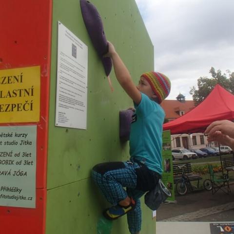 Mistrovství ČR v boulderingu- Slaný 2015